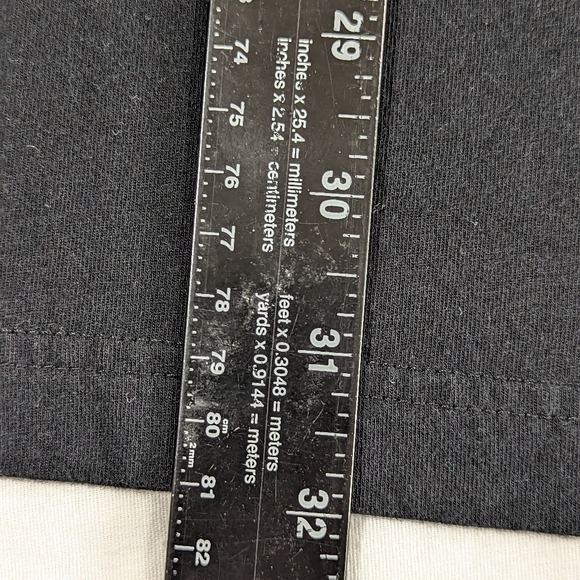 Elvis in Hawaii Live Satellite Broadcast of The King 2XL - Picture 7 of 10